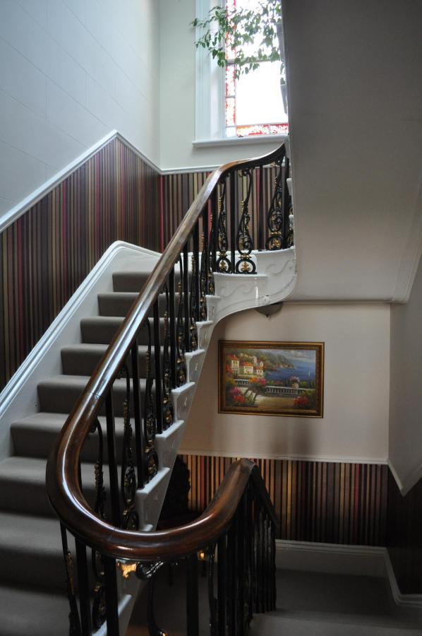 Aberley House Bed and Breakfast Waterloo Exteriör bild